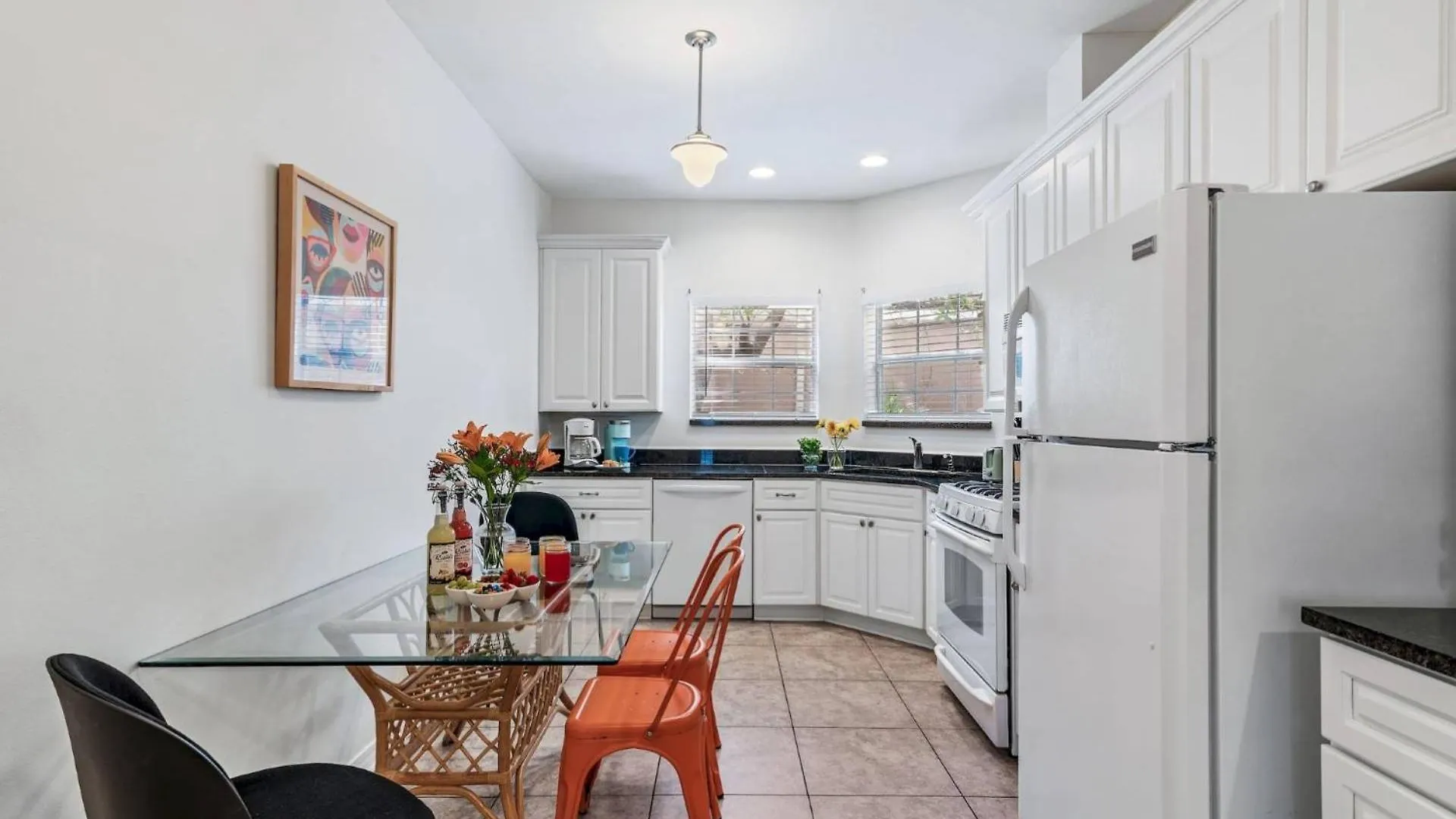 Vista Bluffs 90 ~ Casa Beachy Blanca Destin Holiday home