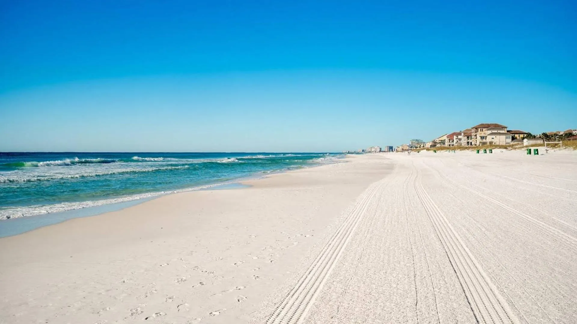 Vista Bluffs 90 ~ Casa Beachy Blanca Destin Holiday home
