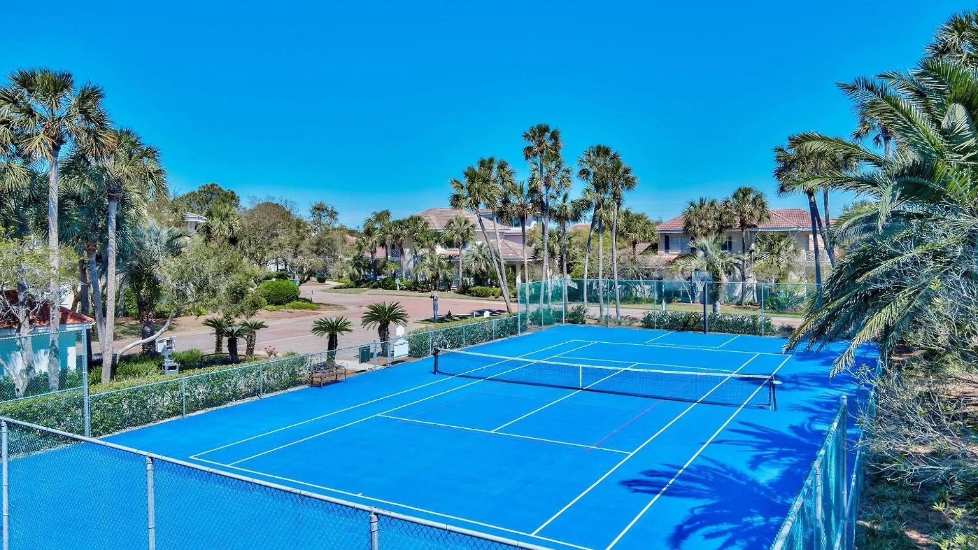 Vista Bluffs 90 ~ Casa Beachy Blanca Destin